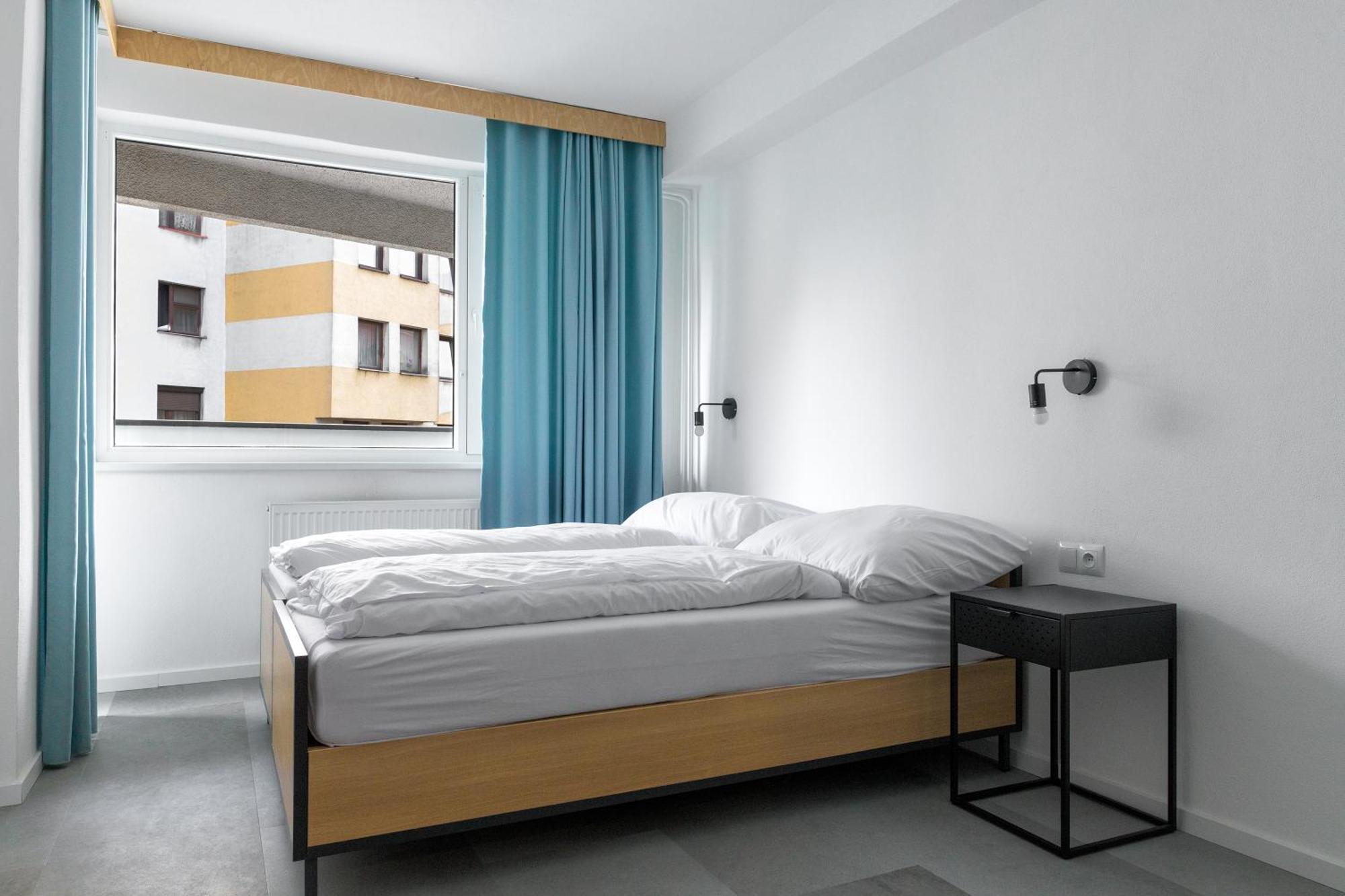 Izy Stay Hostel Μπρατισλάβα Εξωτερικό φωτογραφία