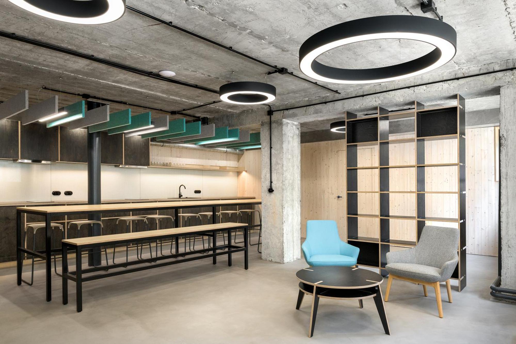 Izy Stay Hostel Μπρατισλάβα Εξωτερικό φωτογραφία