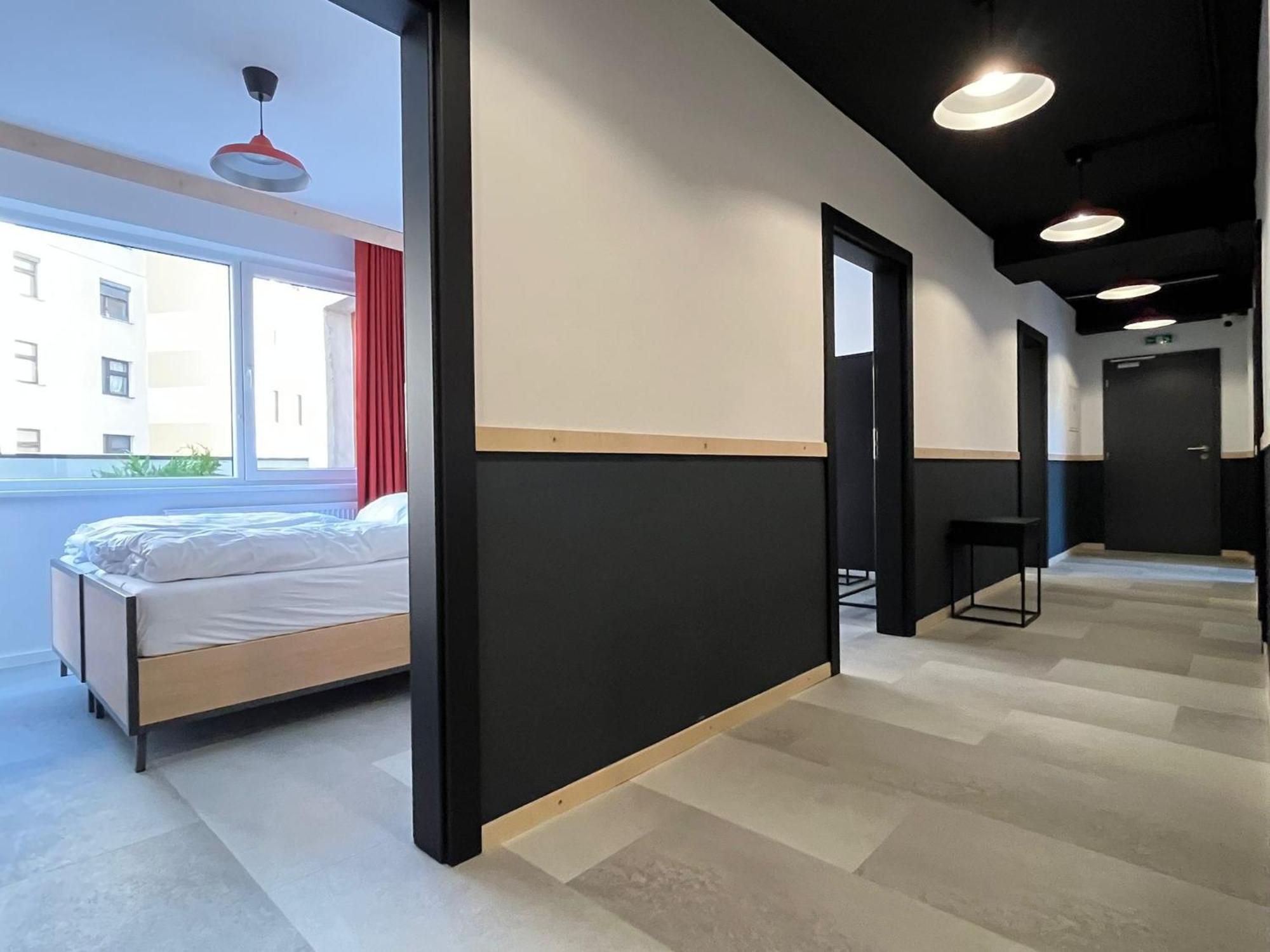 Izy Stay Hostel Μπρατισλάβα Εξωτερικό φωτογραφία
