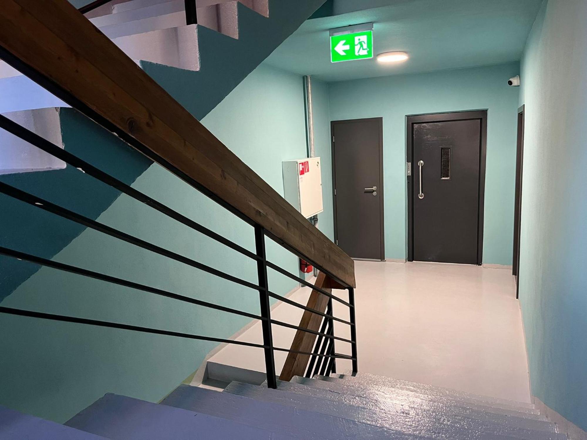Izy Stay Hostel Μπρατισλάβα Εξωτερικό φωτογραφία