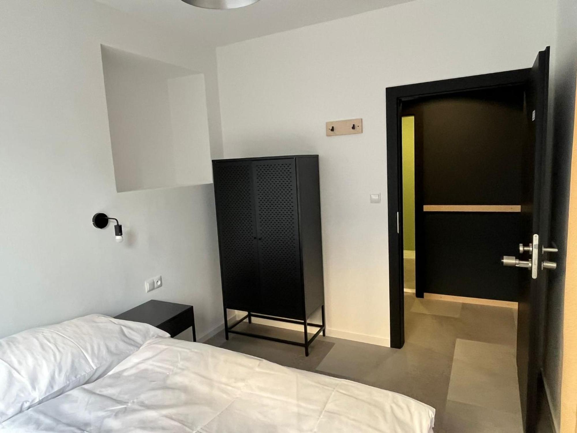 Izy Stay Hostel Μπρατισλάβα Εξωτερικό φωτογραφία