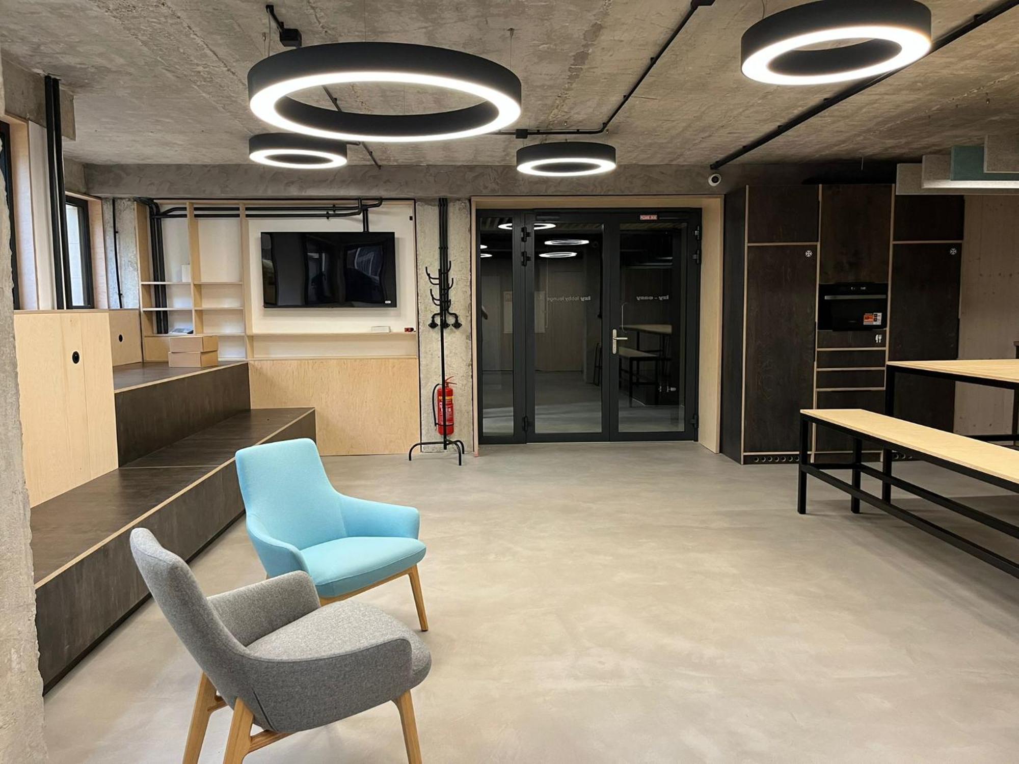 Izy Stay Hostel Μπρατισλάβα Εξωτερικό φωτογραφία